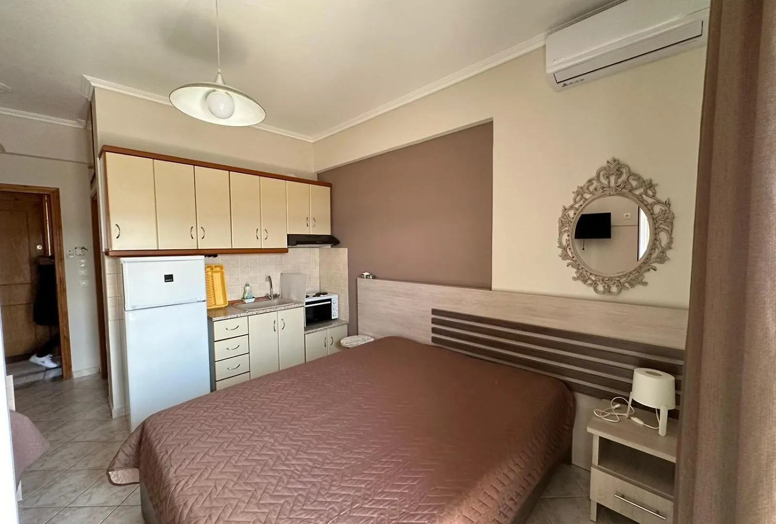 Studio Margarita Apartment Nea Plagia